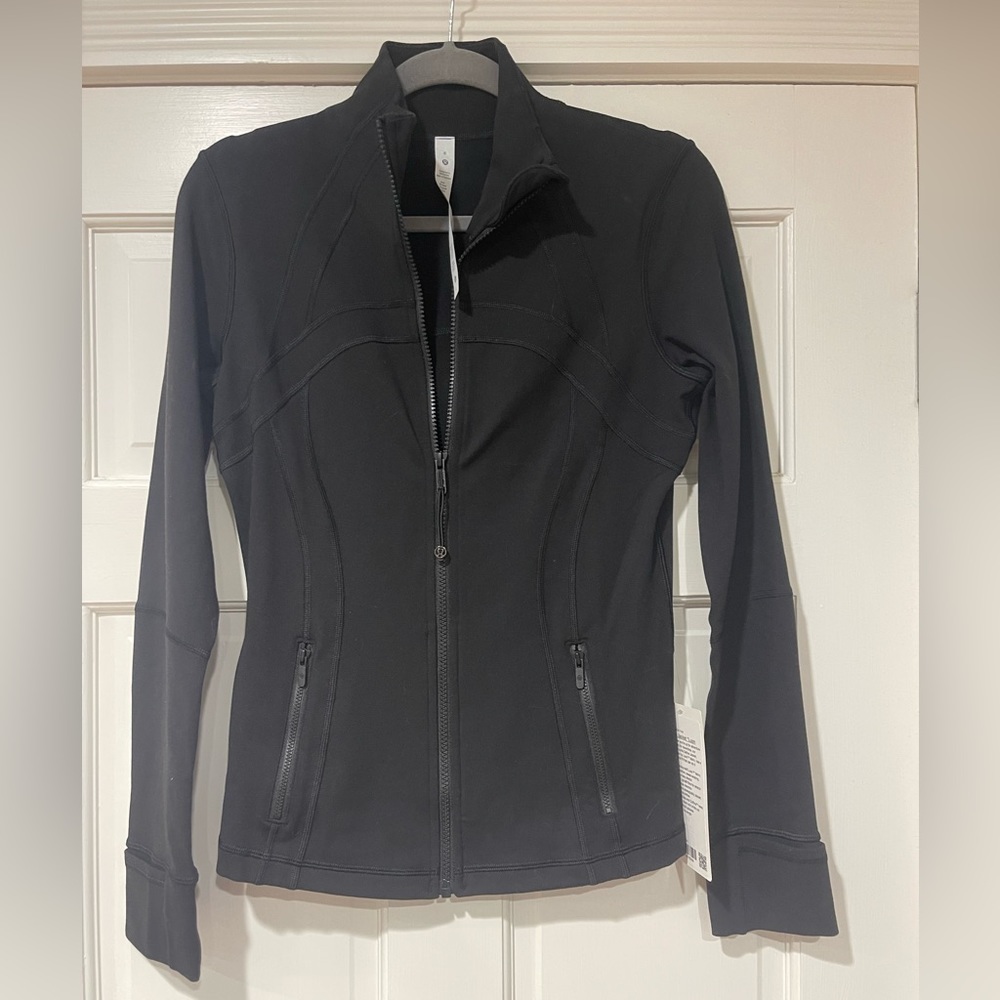 NWT Women’s Lululemon Define Luon Jacket sz 8 Black